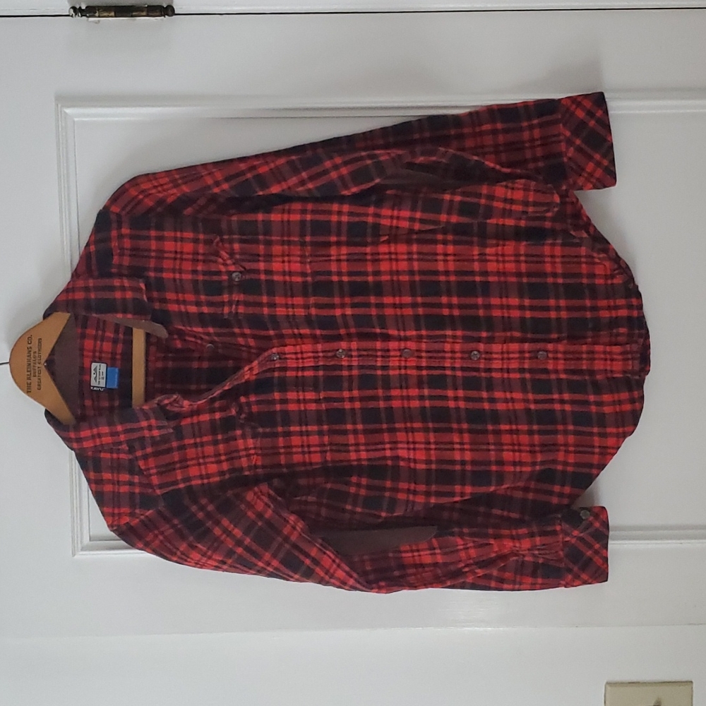 KAVU black and red plaid buttondown shirt